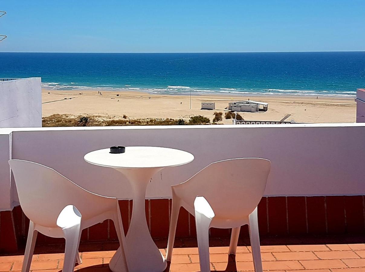 Apartamentos El Arrecife コニル・デ・ラ・フロンテラ エクステリア 写真