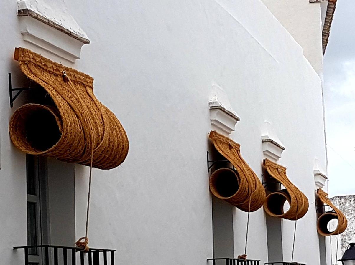 Apartamentos El Arrecife コニル・デ・ラ・フロンテラ エクステリア 写真