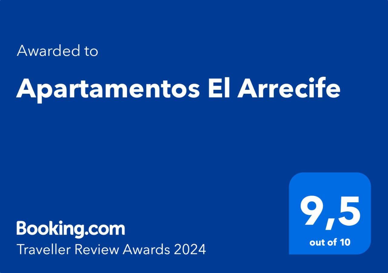 Apartamentos El Arrecife コニル・デ・ラ・フロンテラ エクステリア 写真