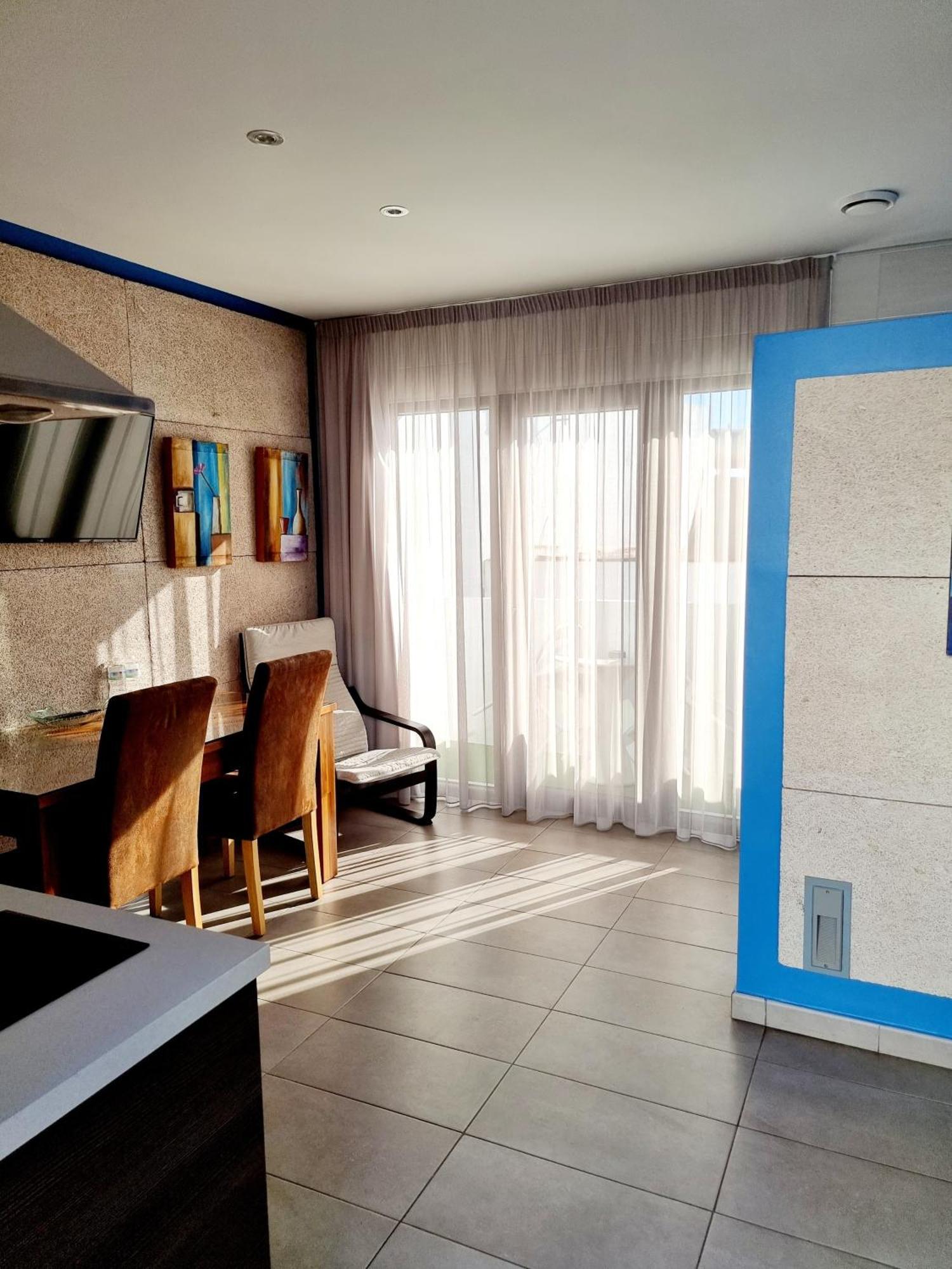 Apartamentos El Arrecife コニル・デ・ラ・フロンテラ エクステリア 写真