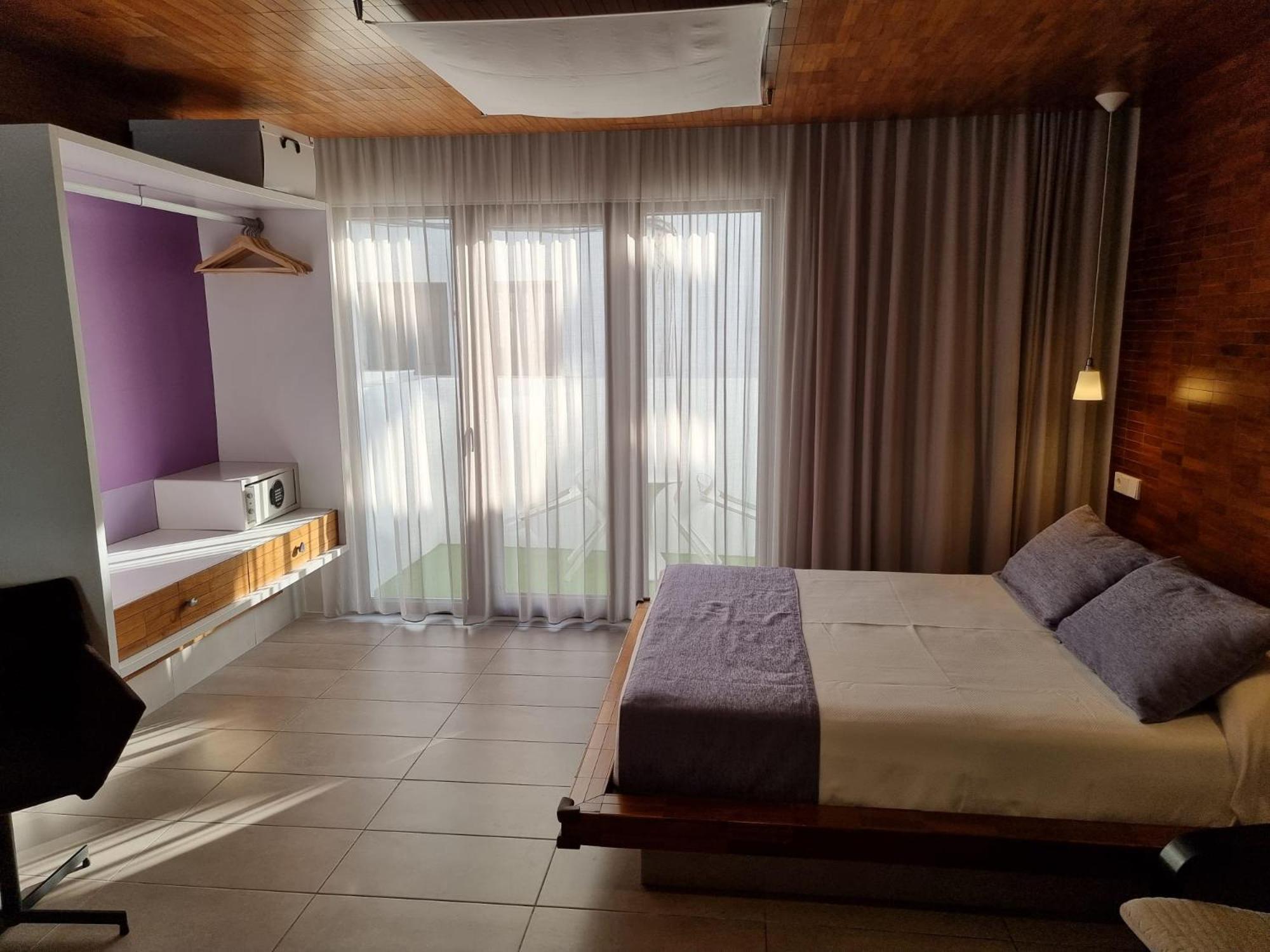 Apartamentos El Arrecife コニル・デ・ラ・フロンテラ エクステリア 写真